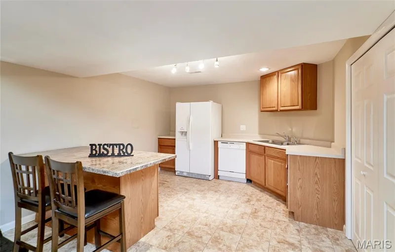 304 Crescent Oak Court, Wentzville, MO 63385 — listing photo 57 of 76