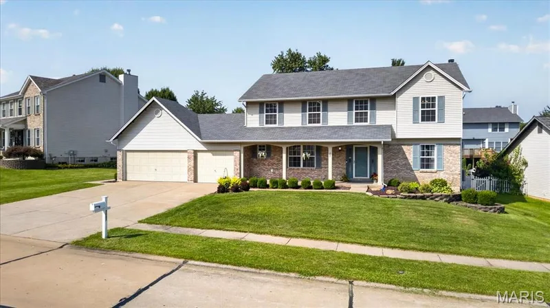 2087 Hackmann Estates Drive, St Charles, MO 63303 — listing photo 1 of 50