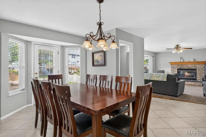 2087 Hackmann Estates Drive, St Charles, MO 63303 — listing photo 17 of 50