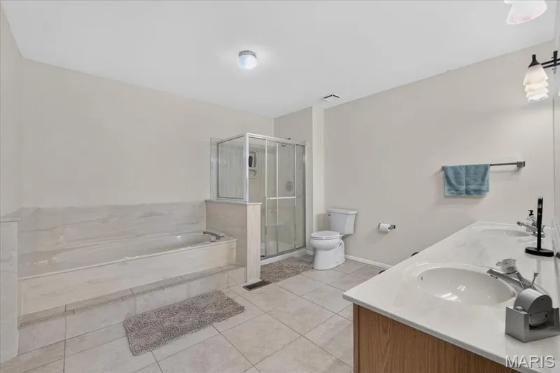 2087 Hackmann Estates Drive, St Charles, MO 63303 — listing photo 26 of 50