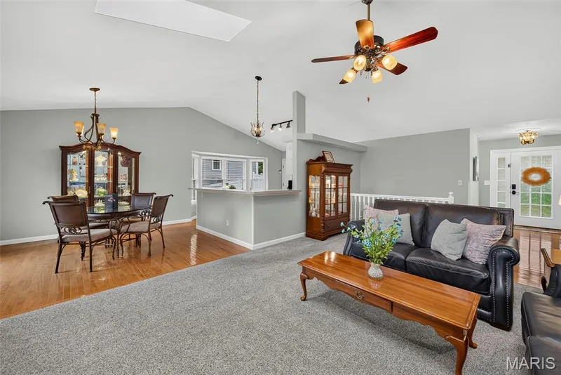 2 Moonstone Court, O'Fallon, MO 63366 — listing photo 13 of 67