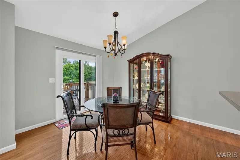 2 Moonstone Court, O'Fallon, MO 63366 — listing photo 18 of 67