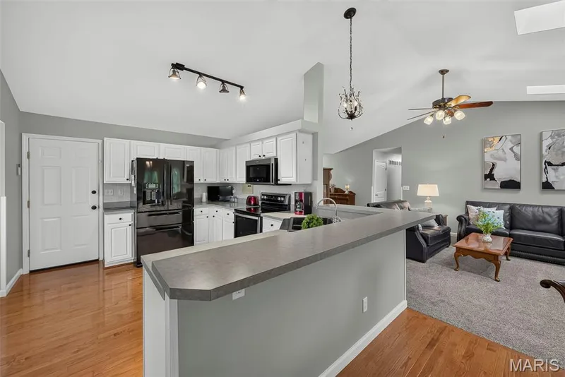2 Moonstone Court, O'Fallon, MO 63366 — listing photo 19 of 67