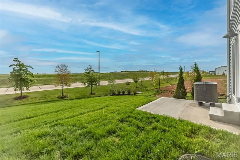 112 Mora Boulevard #445-505, O'Fallon, MO 63368 — listing photo 27 of 46