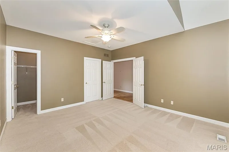 709 Huntwood Terrace, Lake St. Louis, MO 63367 — listing photo 9 of 48
