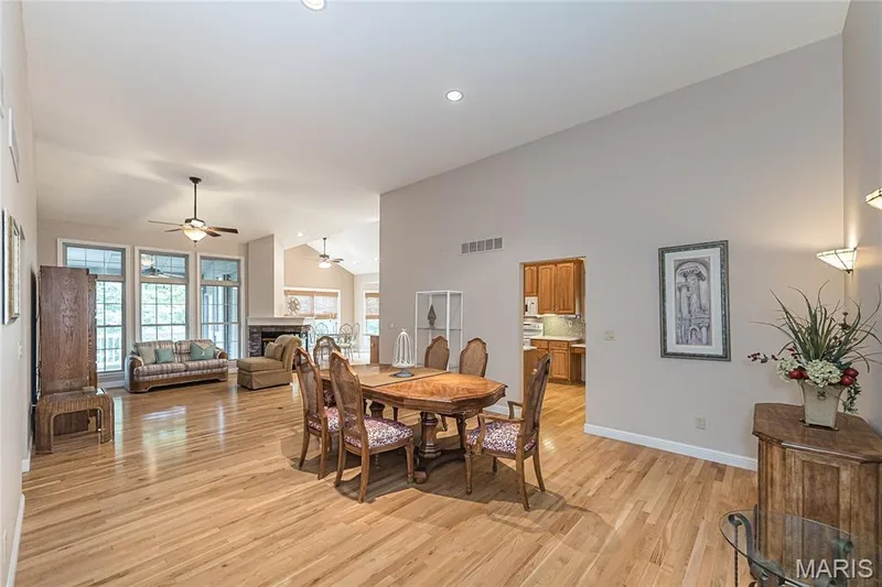 709 Huntwood Terrace, Lake St. Louis, MO 63367 — listing photo 11 of 48