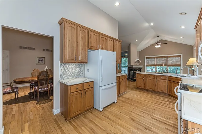 709 Huntwood Terrace, Lake St. Louis, MO 63367 — listing photo 23 of 48