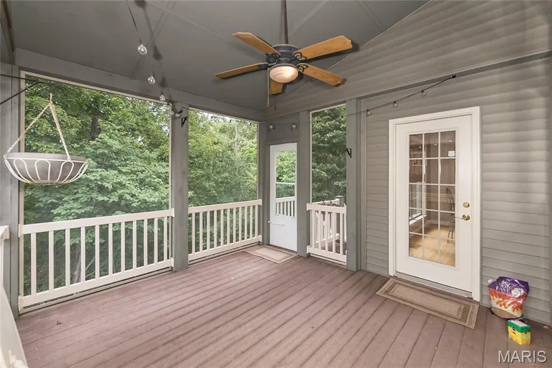 709 Huntwood Terrace, Lake St. Louis, MO 63367 — listing photo 25 of 48