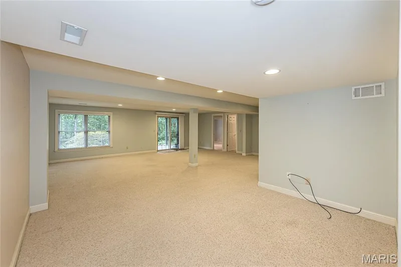 709 Huntwood Terrace, Lake St. Louis, MO 63367 — listing photo 34 of 48