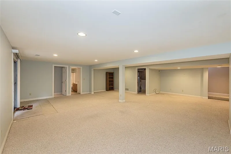 709 Huntwood Terrace, Lake St. Louis, MO 63367 — listing photo 35 of 48