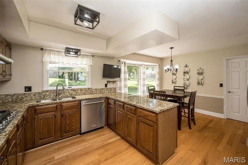stainless steel appliances and granite counters — 14246 Cypress Hill Drive, Chesterfield, MO 63017