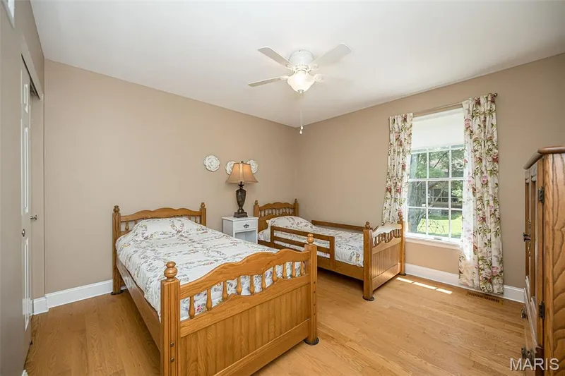 14246 Cypress Hill Drive, Chesterfield, MO 63017 — listing photo 34 of 43