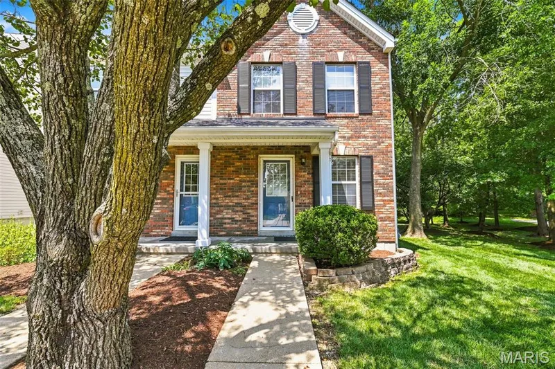 16561 Carriage View Court, Wildwood, MO — listing photo 1