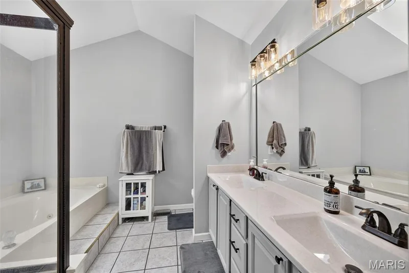 9 Lockhaven Court #9, Lake St. Louis, MO 63367 — listing photo 22 of 79