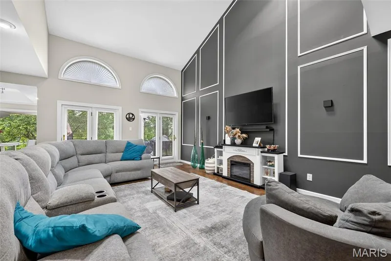 9 Lockhaven Court #9, Lake St. Louis, MO 63367 — listing photo 3 of 79