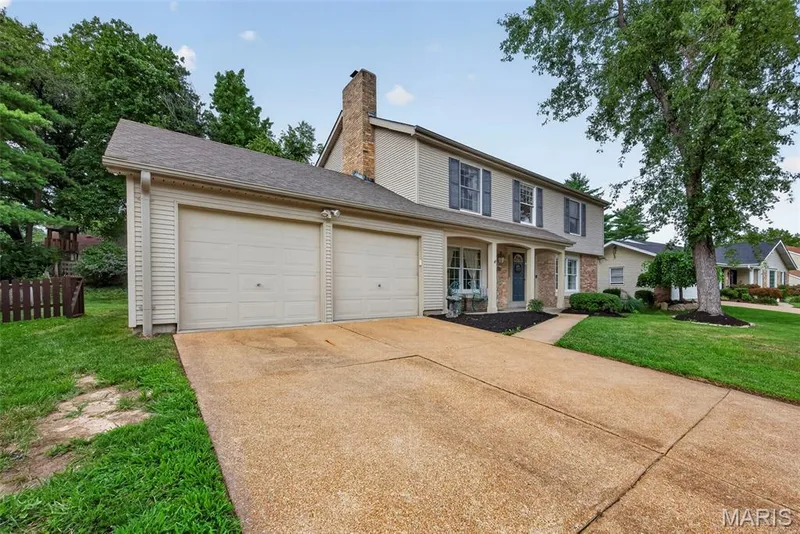 15571 Rose Gate Lane, Chesterfield, MO 63017 — listing photo 4 of 70