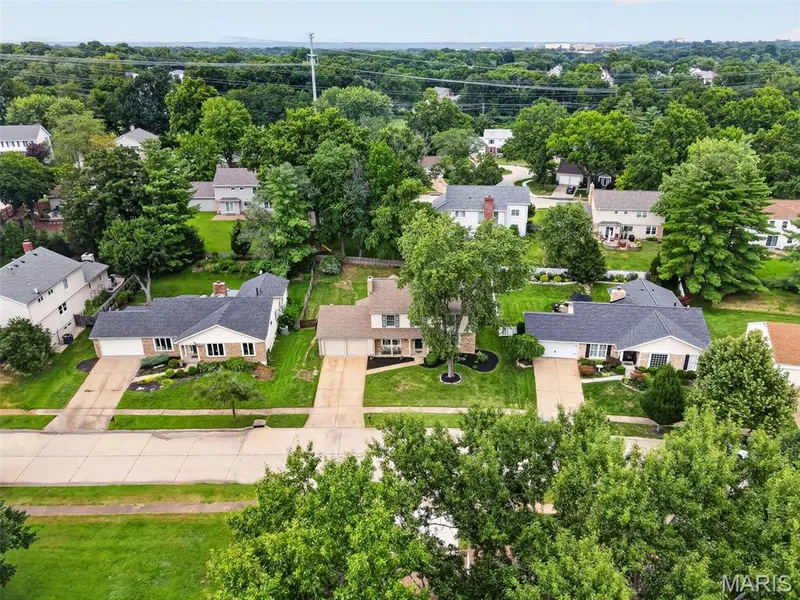 15571 Rose Gate Lane, Chesterfield, MO 63017 — listing photo 63 of 70