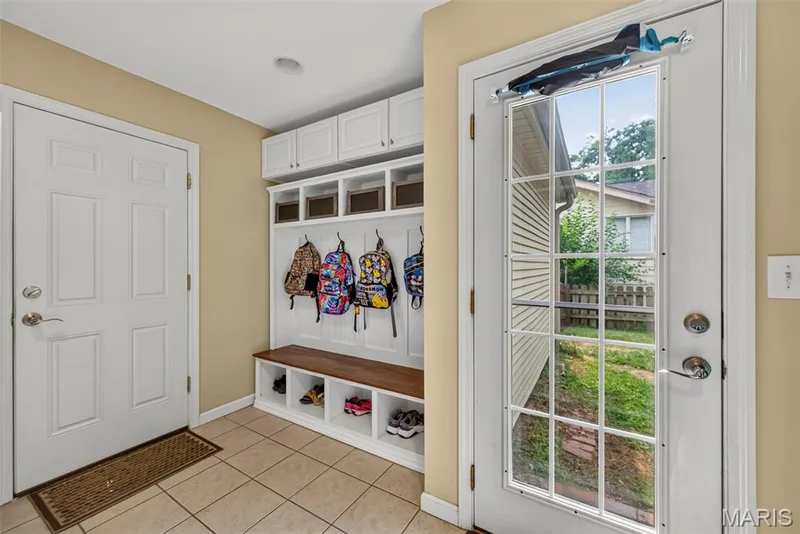 15571 Rose Gate Lane, Chesterfield, MO 63017 — listing photo 18 of 70