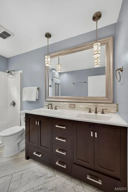 15571 Rose Gate Lane, Chesterfield, MO 63017 — listing photo 32 of 70