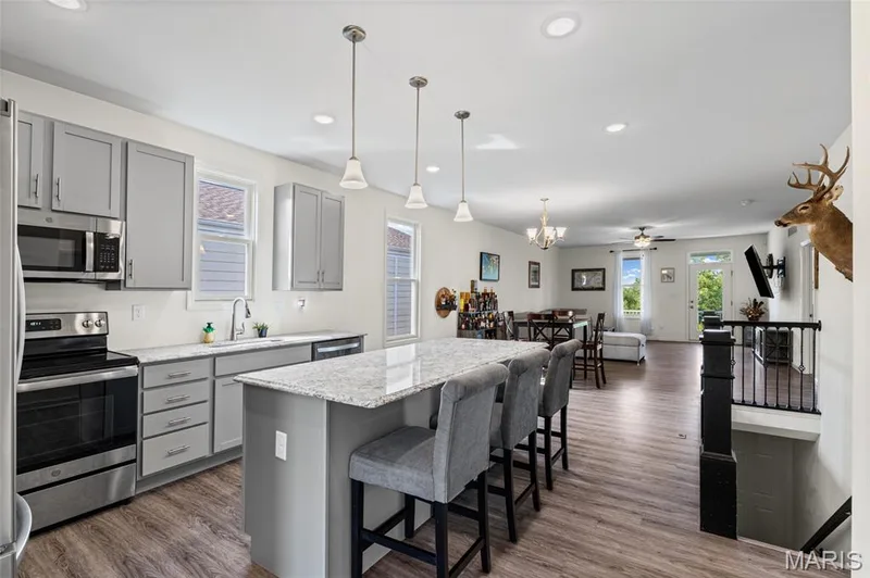 110 Kilderkin Place, St Charles, MO 63301 — listing photo 8 of 45