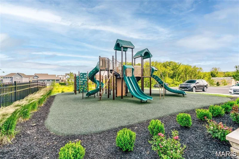 104 Mora Boulevard #445-501, O'Fallon, MO 63368 — listing photo 43 of 46