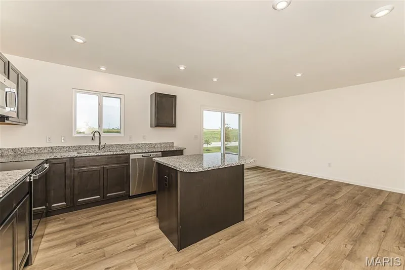 104 Mora Boulevard #445-501, O'Fallon, MO 63368 — listing photo 13 of 46