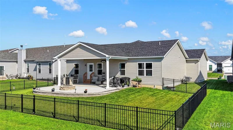 322 Summer Glen Lane, St Charles, MO 63301 — listing photo 28 of 40