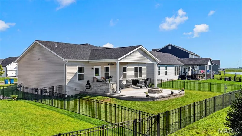 322 Summer Glen Lane, St Charles, MO 63301 — listing photo 35 of 40
