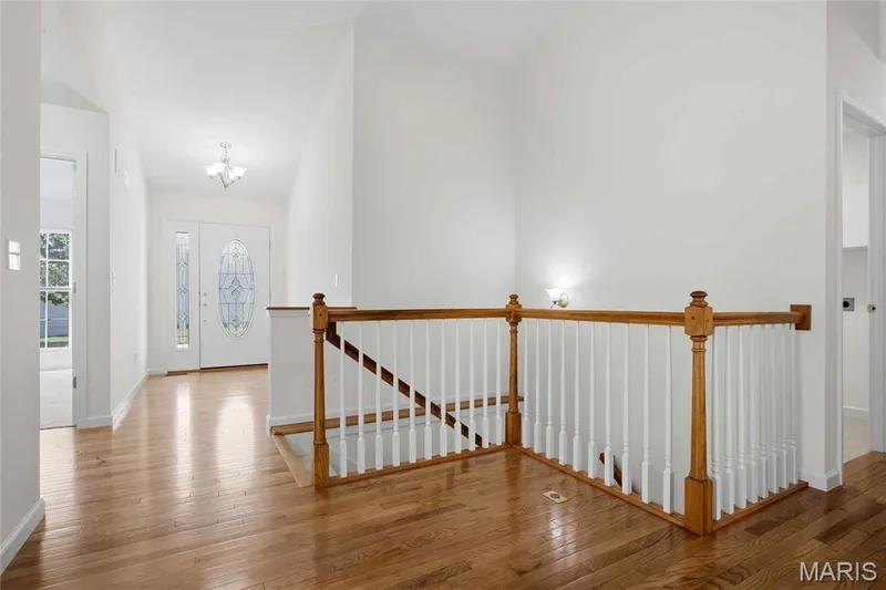 217 Crystal Ridge Drive, O'Fallon, MO 63366 — listing photo 2 of 33