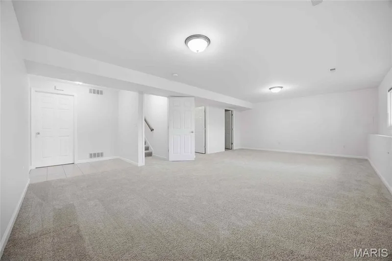 217 Crystal Ridge Drive, O'Fallon, MO 63366 — listing photo 18 of 33