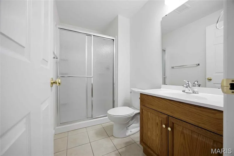 217 Crystal Ridge Drive, O'Fallon, MO 63366 — listing photo 21 of 33