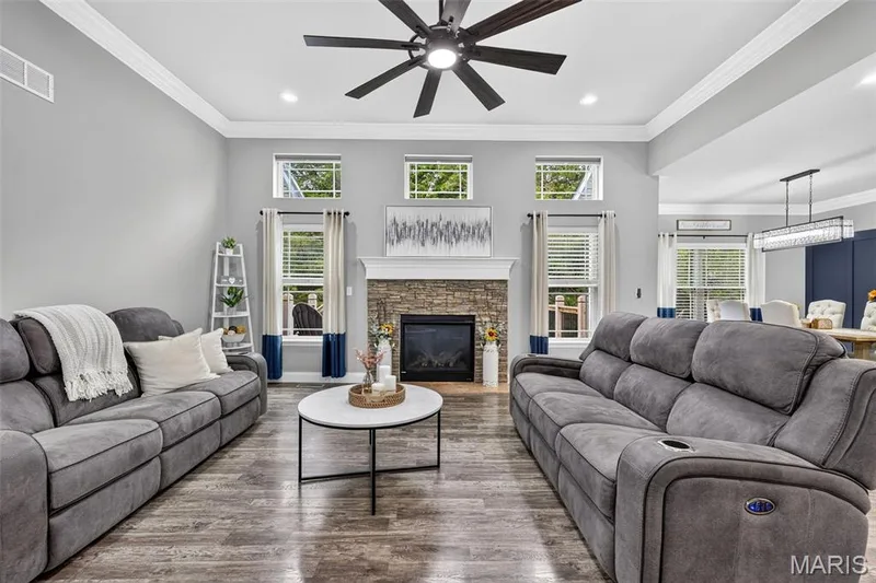 826 Liberty Creek Drive, Wentzville, MO 63385 — listing photo 12 of 56