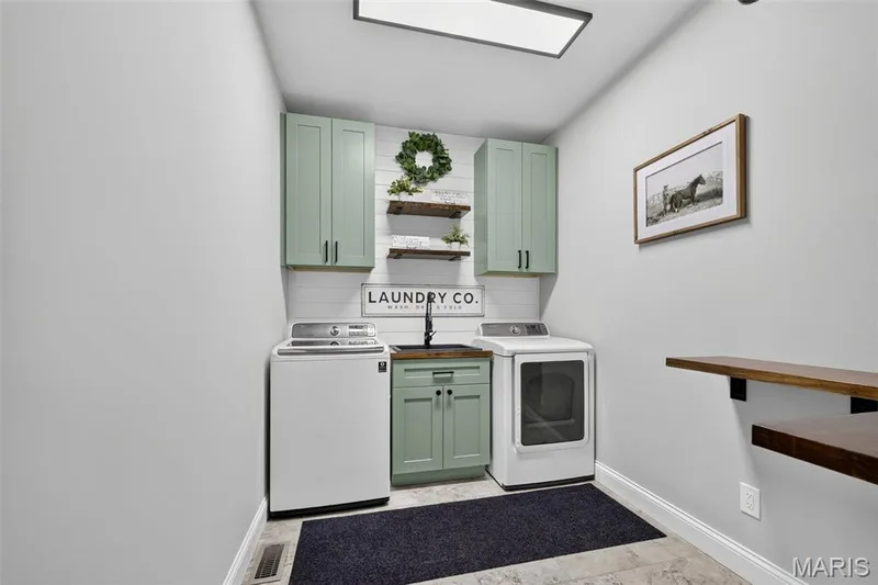 826 Liberty Creek Drive, Wentzville, MO 63385 — listing photo 31 of 56