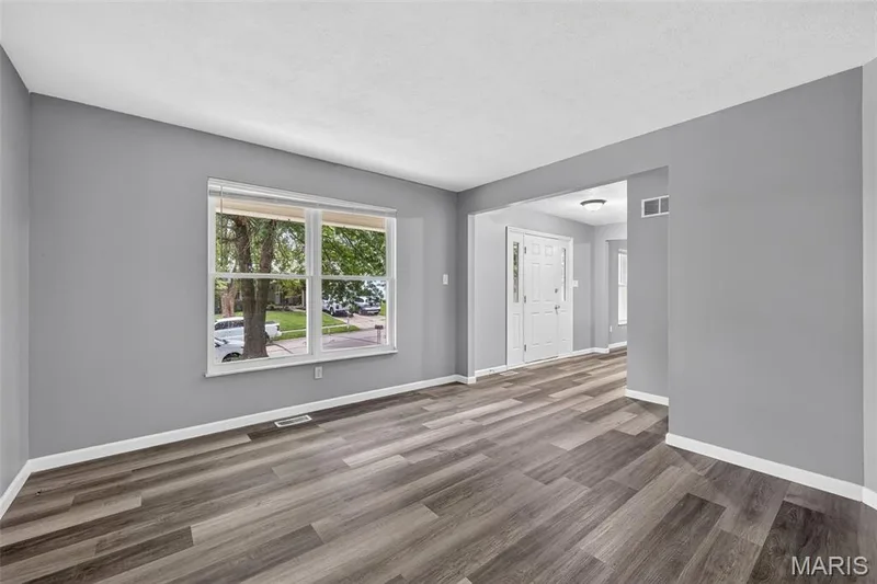 2947 Bromley Drive, O'Fallon, MO 63368 — listing photo 7 of 79