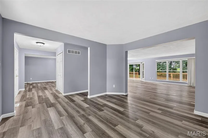2947 Bromley Drive, O'Fallon, MO 63368 — listing photo 8 of 79