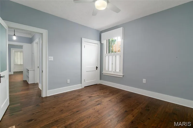 1714 Sibley Street, St Charles, MO 63301 — listing photo 17 of 43
