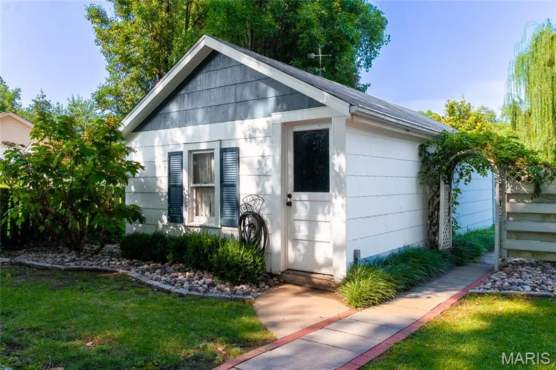 1714 Sibley Street, St Charles, MO 63301 — listing photo 40 of 43