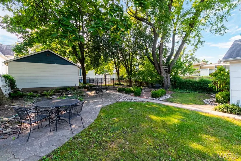 1714 Sibley Street, St Charles, MO 63301 — listing photo 41 of 43