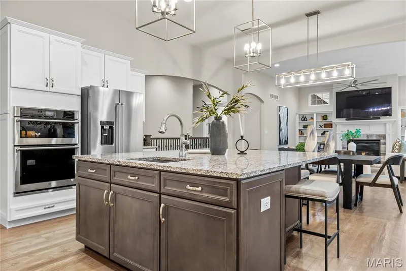 504 Greengage Timber Drive, O'Fallon, MO 63368 — listing photo 11 of 47
