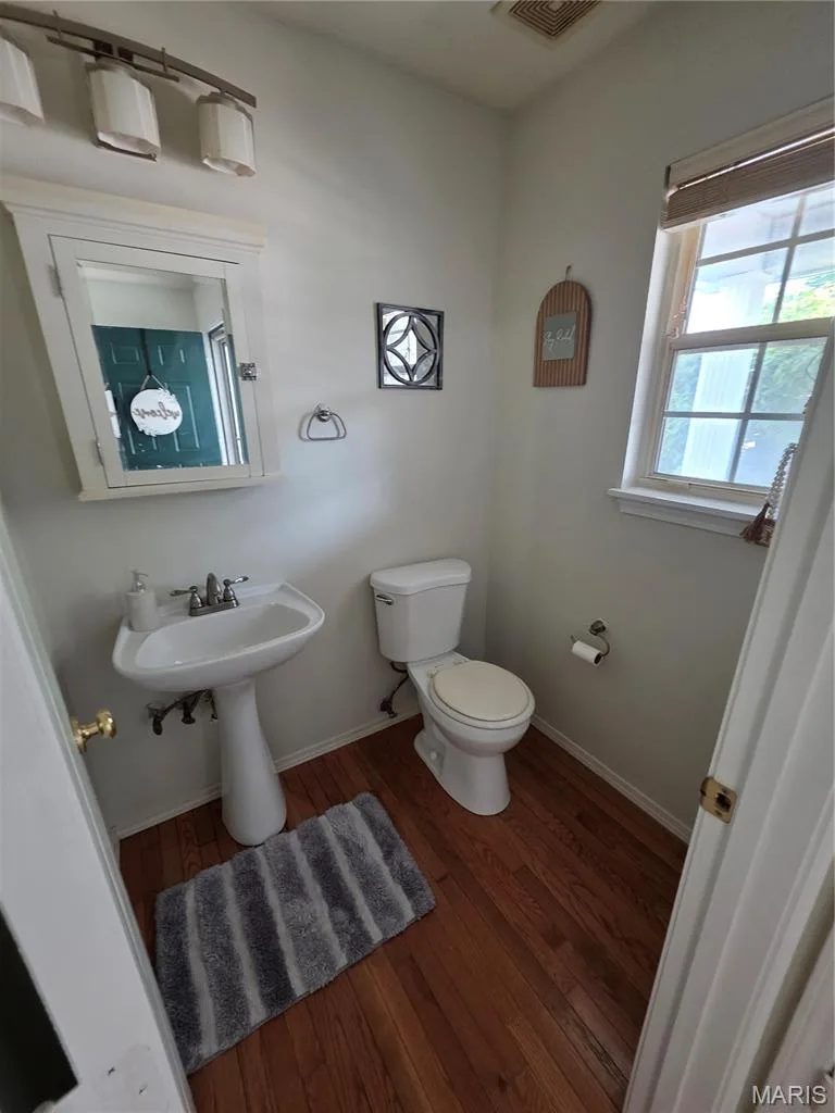 247 Centerfield Drive, O'Fallon, MO 63366 — listing photo 4 of 22