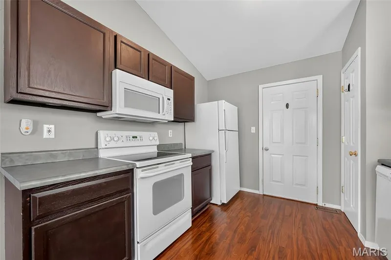 429 Briarchase Place, Lake St. Louis, MO 63367 — listing photo 15 of 38