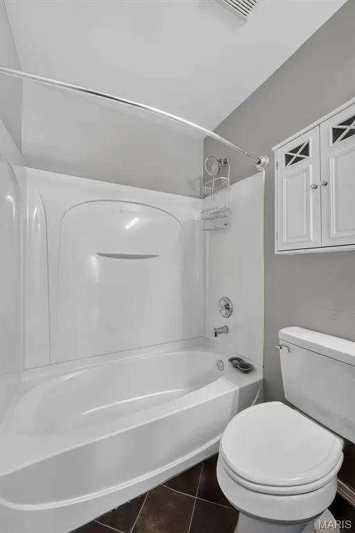 429 Briarchase Place, Lake St. Louis, MO 63367 — listing photo 23 of 38