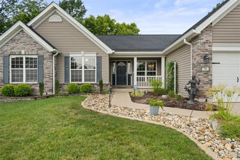 731 Autumnwood Forest Drive, Lake St. Louis, MO — listing photo 1