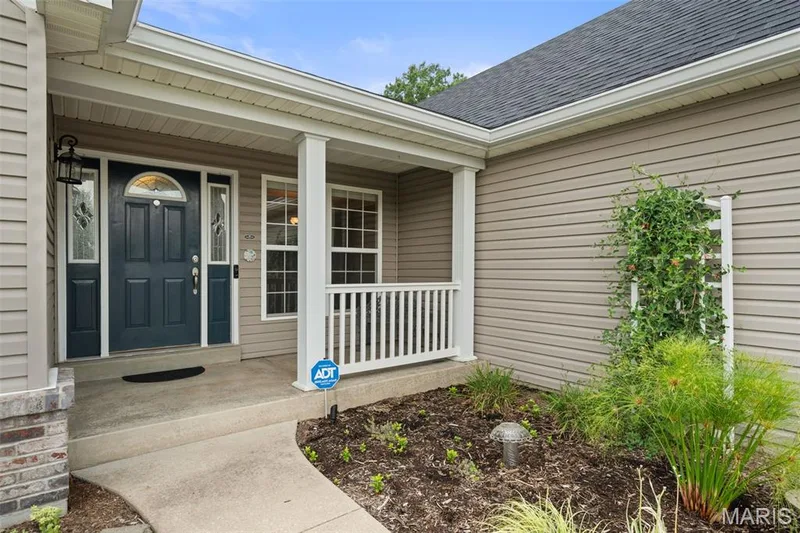 731 Autumnwood Forest Drive, Lake St. Louis, MO 63367 — listing photo 6 of 62