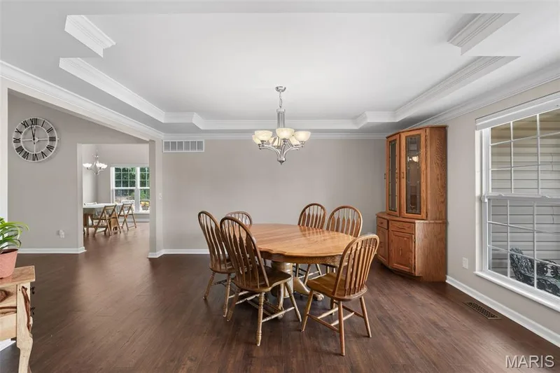 731 Autumnwood Forest Drive, Lake St. Louis, MO 63367 — listing photo 9 of 62