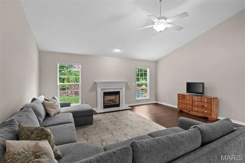 731 Autumnwood Forest Drive, Lake St. Louis, MO 63367 — listing photo 13 of 62