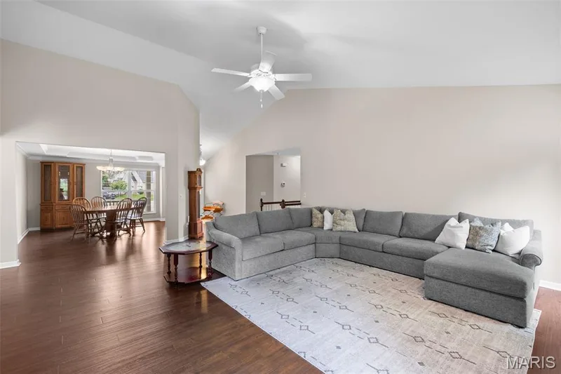 731 Autumnwood Forest Drive, Lake St. Louis, MO 63367 — listing photo 15 of 62