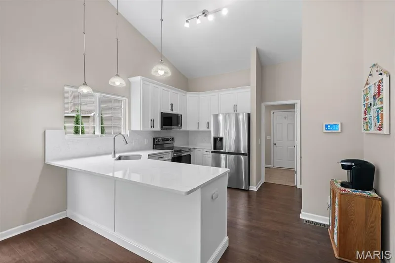 731 Autumnwood Forest Drive, Lake St. Louis, MO 63367 — listing photo 18 of 62