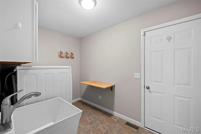 731 Autumnwood Forest Drive, Lake St. Louis, MO 63367 — listing photo 24 of 62