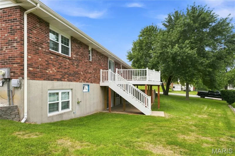 1613 Tamarack Drive, St Charles, MO 63301 — listing photo 29 of 31